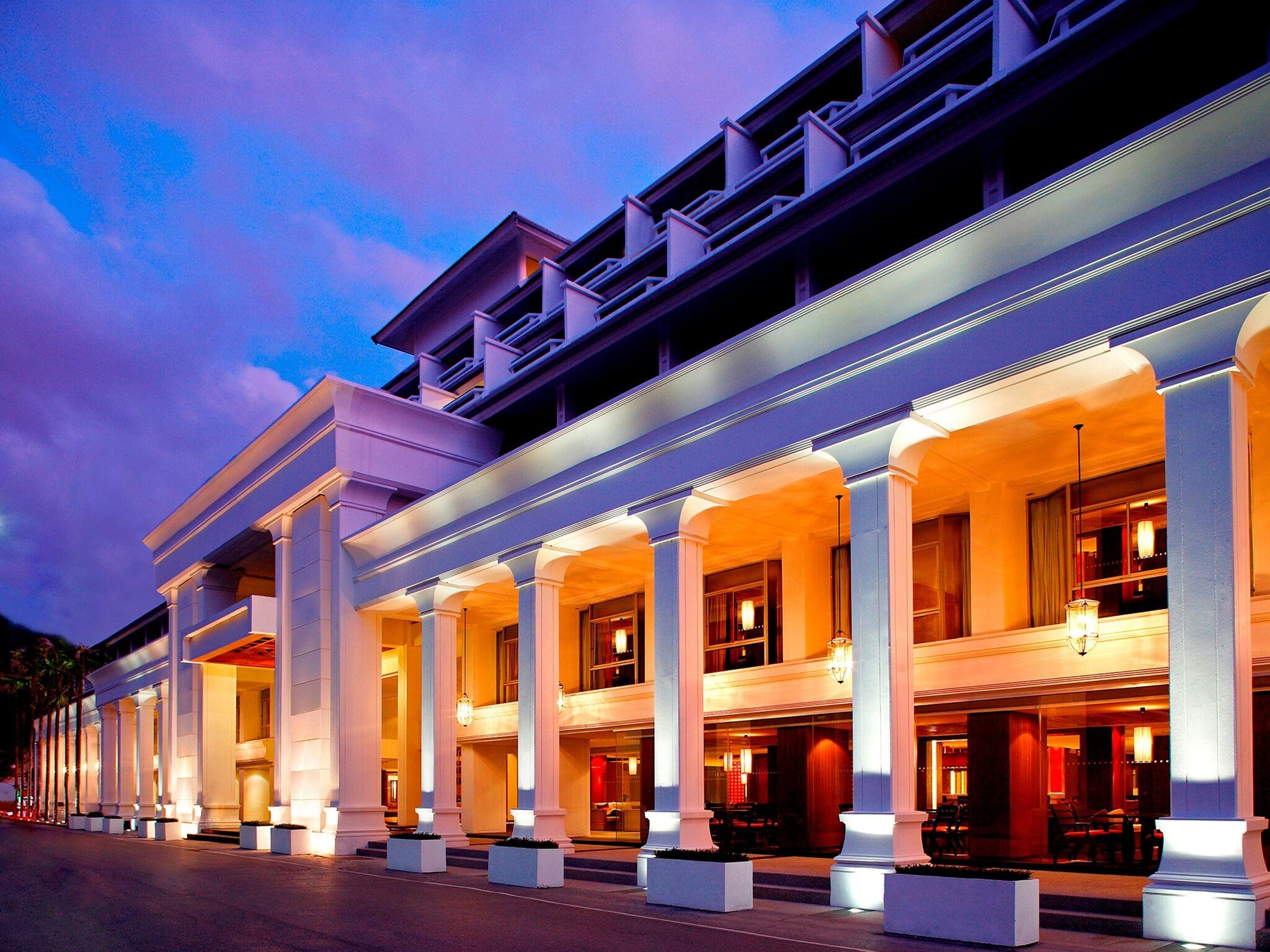 Swissotel Hotel Phuket Patong Beach Exterior foto